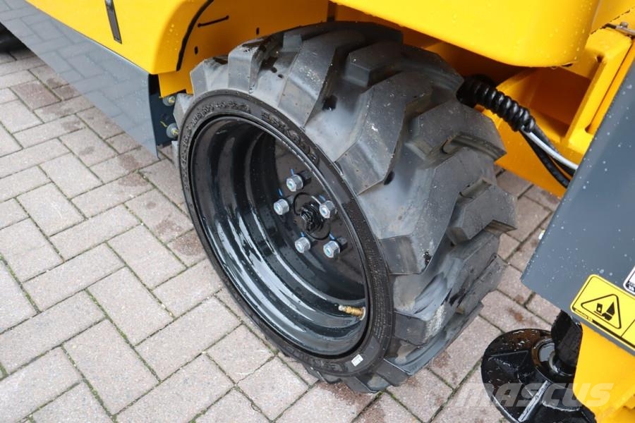 Haulotte Compact 12DX Valid Inspection, Diesel, 4x4 Drive, Elevadores de tesoura