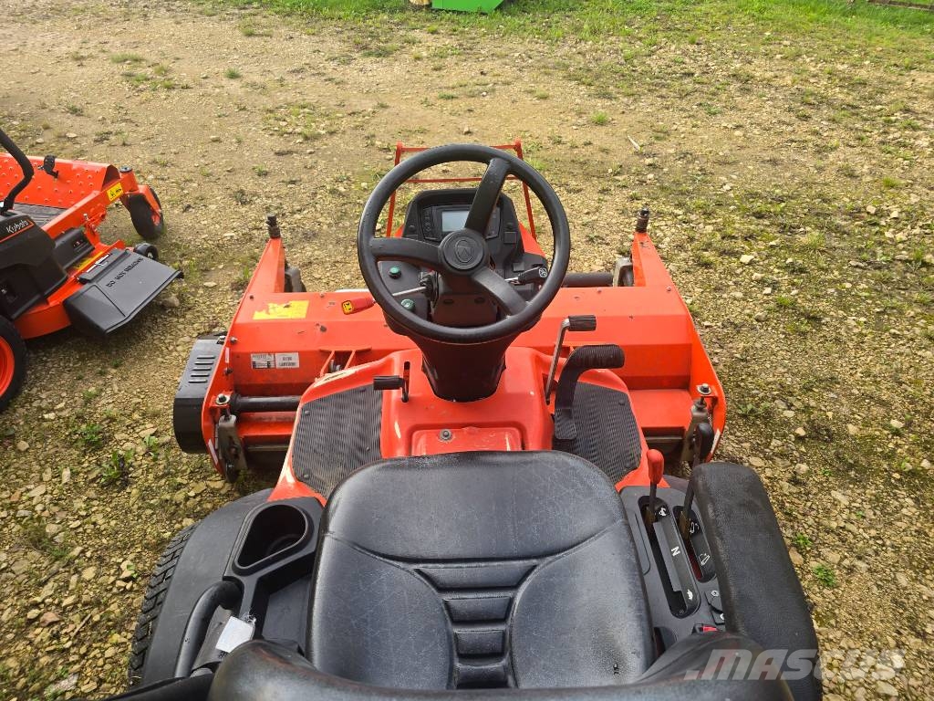 Kubota F 251 الوقوف على جزازات