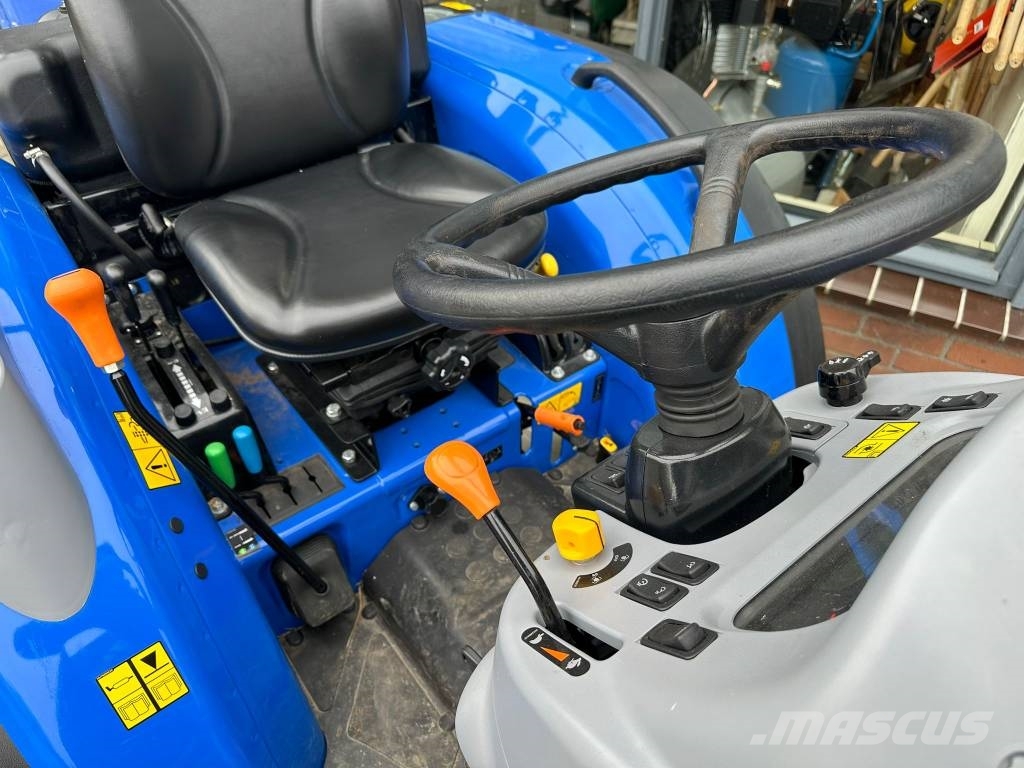 New Holland Boomer 55 Traktorer