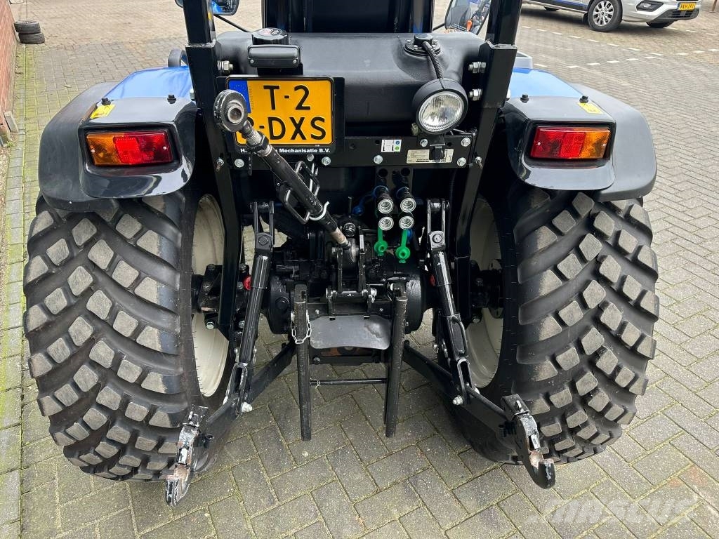 New Holland Boomer 55 Traktorer