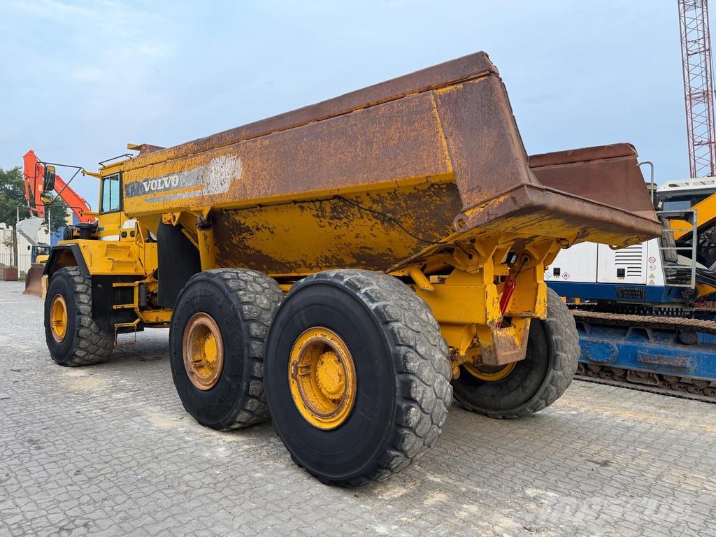 Volvo A35C . Mini tombereau