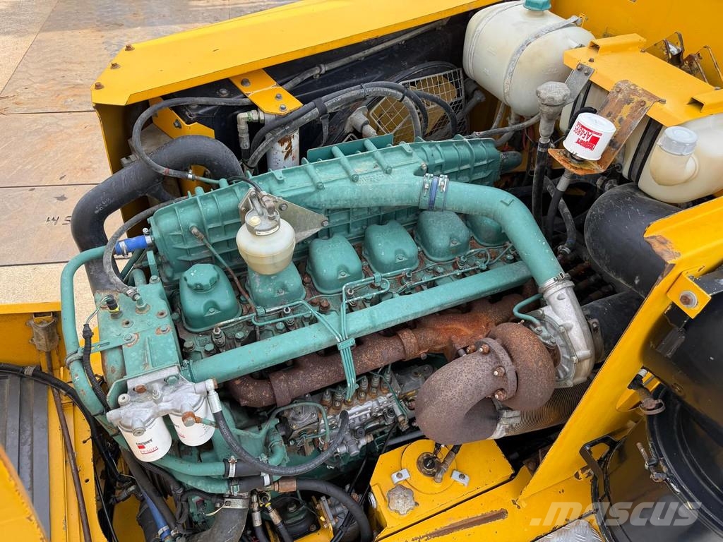 Volvo A35C . Mini tombereau