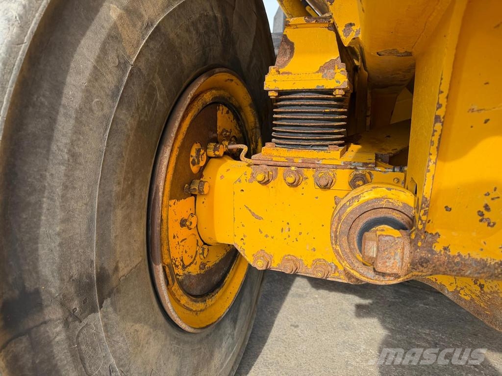 Volvo A35C . Mini tombereau