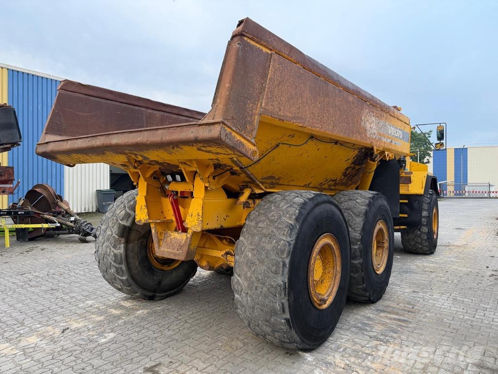 Volvo A35C . Mini tombereau