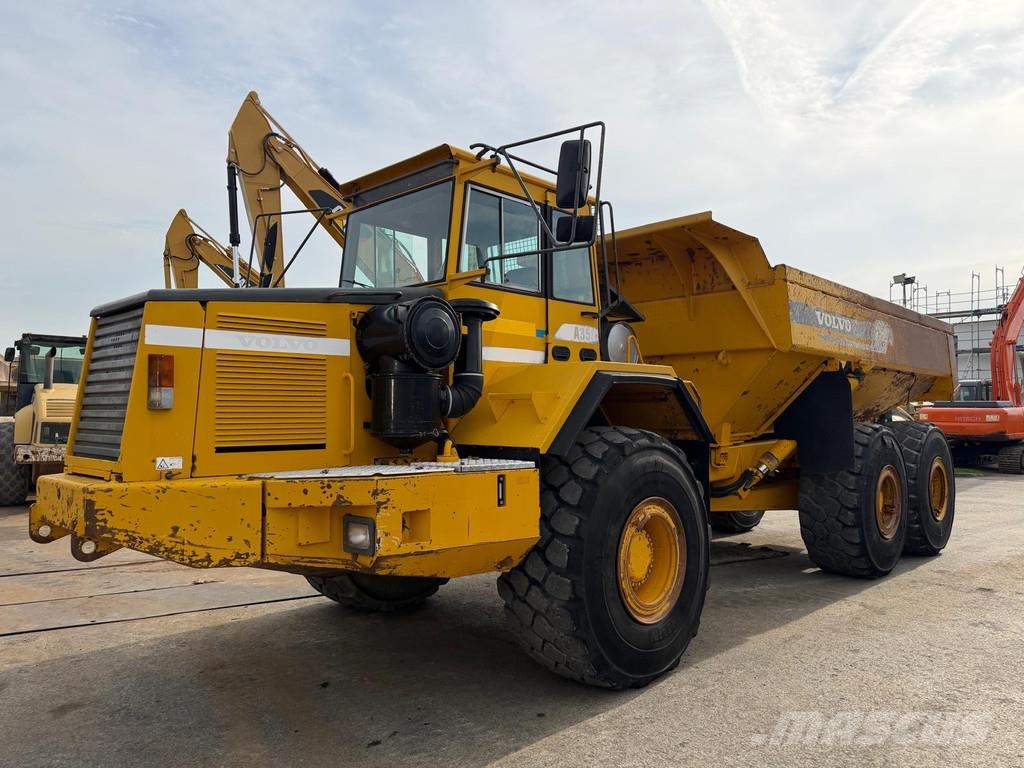 Volvo A35C . 铰接式自卸车