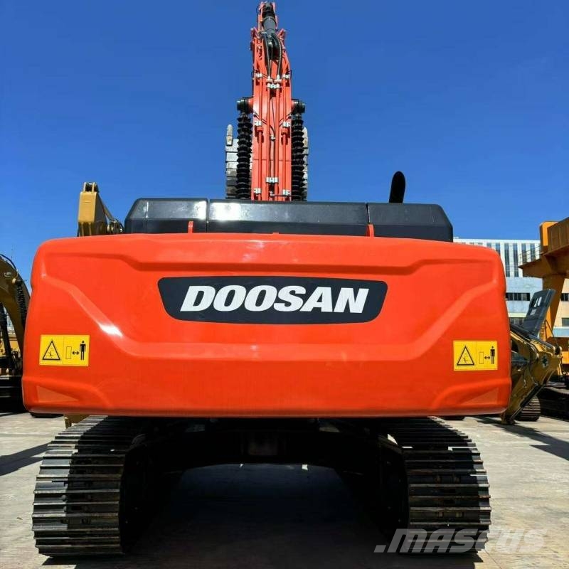 Doosan DX 340 Raupenbagger