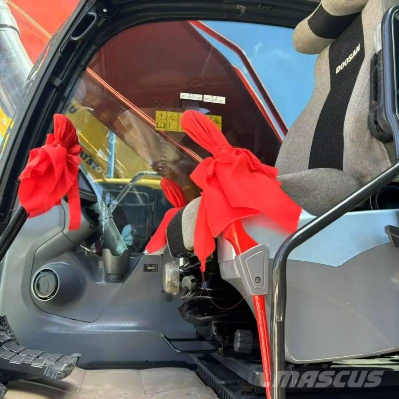 Doosan DX 340 Raupenbagger