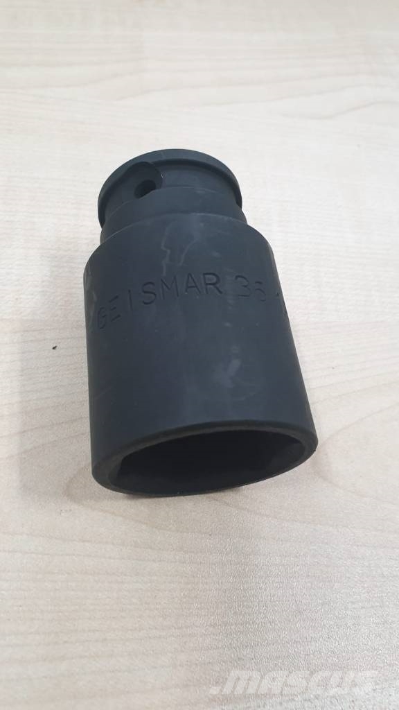 Geismar Socket Rail 36mm / 39MM Long COACHSCREWING MACHINE عربات صيانة خطوط السكك الحديدية