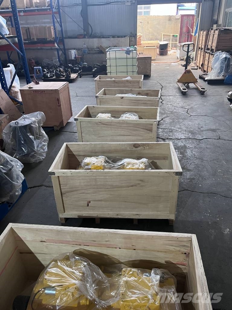 Komatsu PC3000 Excavator main pump 708-2K-00024 PC3000 PC 傳動裝置
