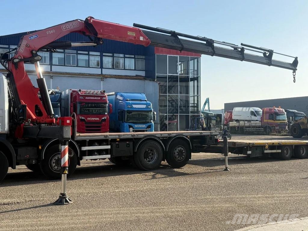 Scania G440 8X2 EURO 5 + FASSI F5602.25 + 2 AXLE TRAILER Kranen voor alle terreinen