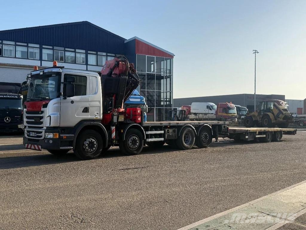 Scania G440 8X2 EURO 5 + FASSI F5602.25 + 2 AXLE TRAILER Kranen voor alle terreinen