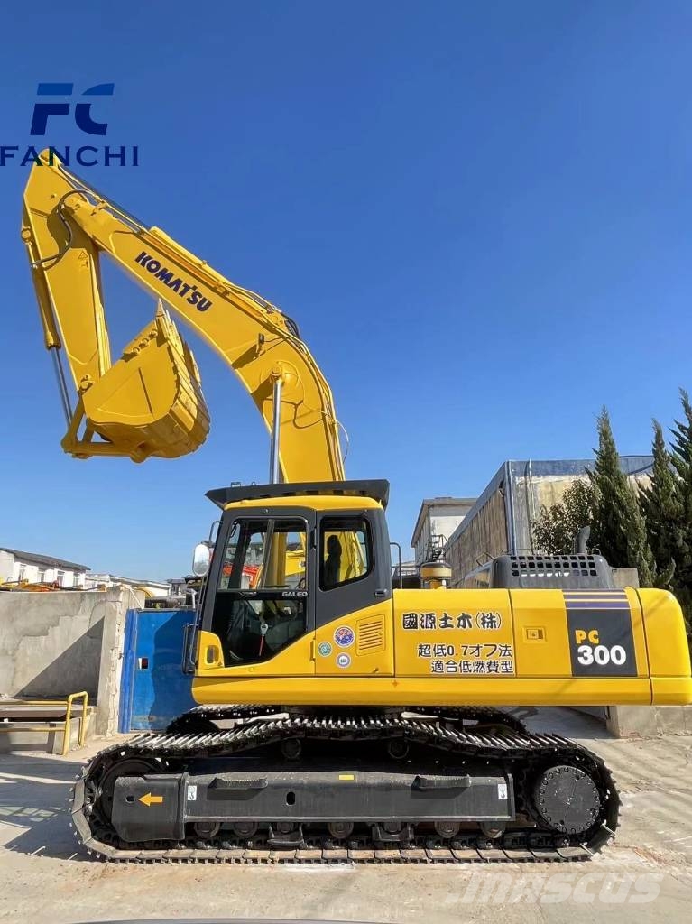 Komatsu PC 300 LC 中型挖掘机