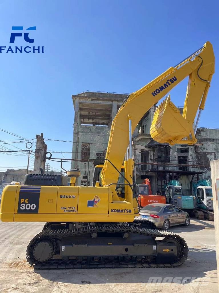 Komatsu PC 300 LC 中型挖掘机