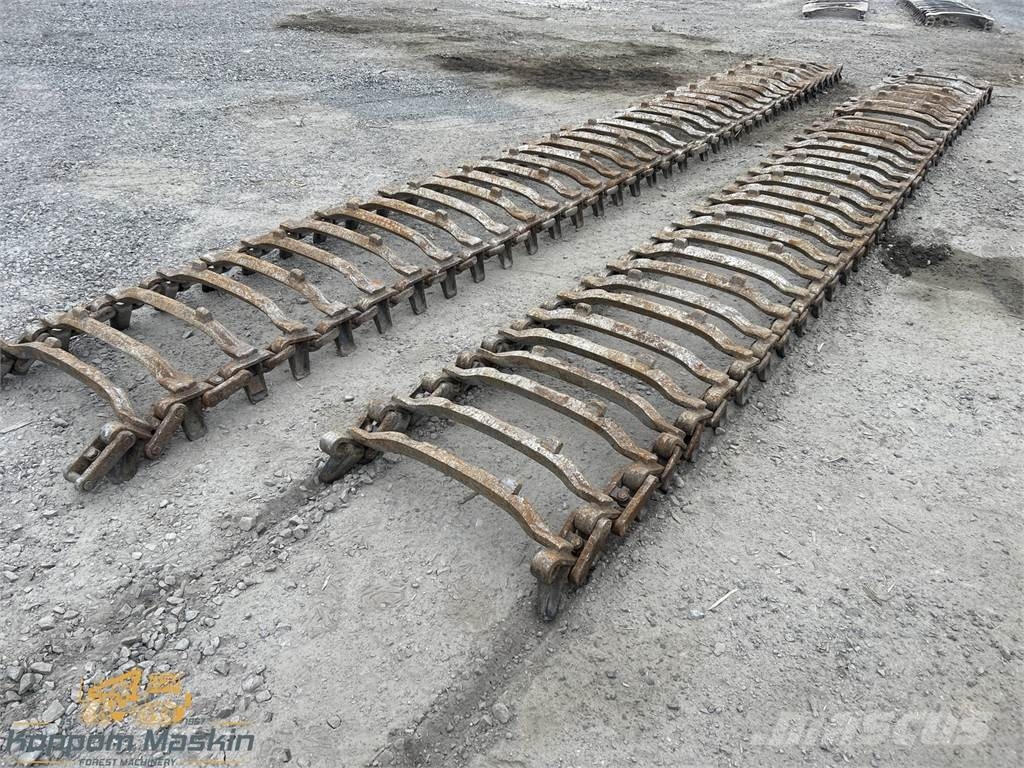  XL Traction Multigrip HD 710/55x28,5 Used/Beg Lánctalpak, láncok és futóművek