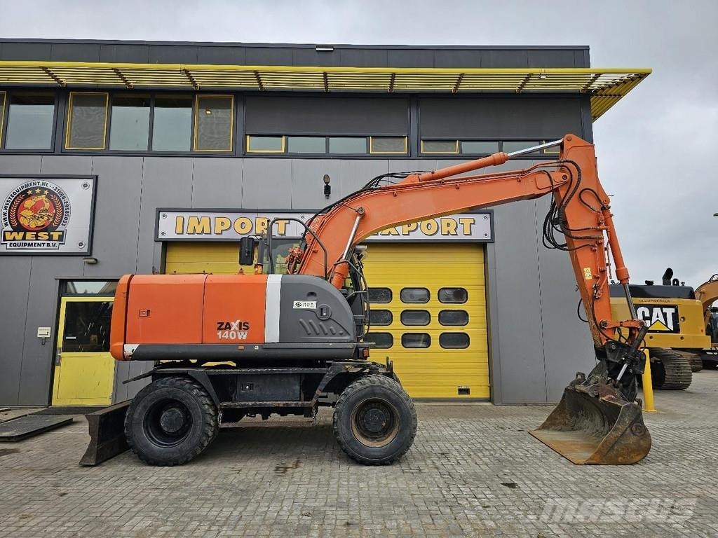 Hitachi ZX140W-3 حفارات بعجل