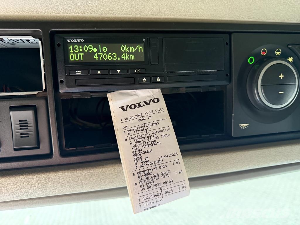 Volvo FM 370 4x2 Euro 6 / Smart Tacho *NL-Truck* 中古トラクターヘッド | トレーラーヘッド