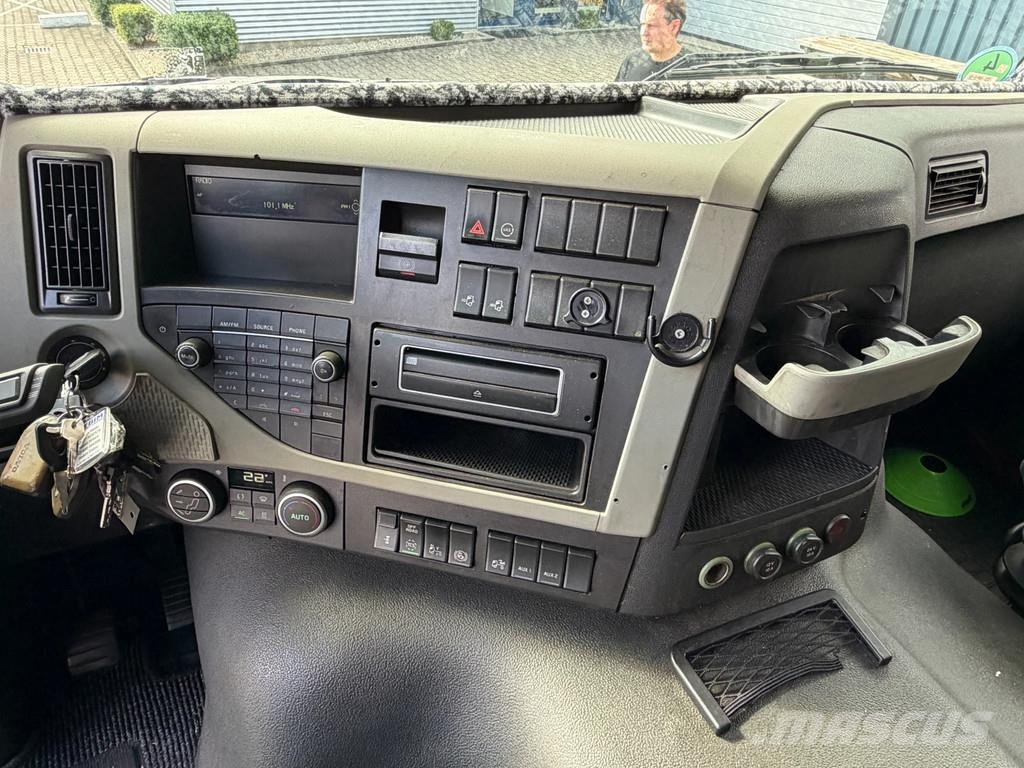 Volvo FM 370 4x2 Euro 6 / Smart Tacho *NL-Truck* 中古トラクターヘッド | トレーラーヘッド