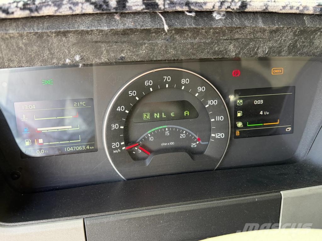 Volvo FM 370 4x2 Euro 6 / Smart Tacho *NL-Truck* 中古トラクターヘッド | トレーラーヘッド