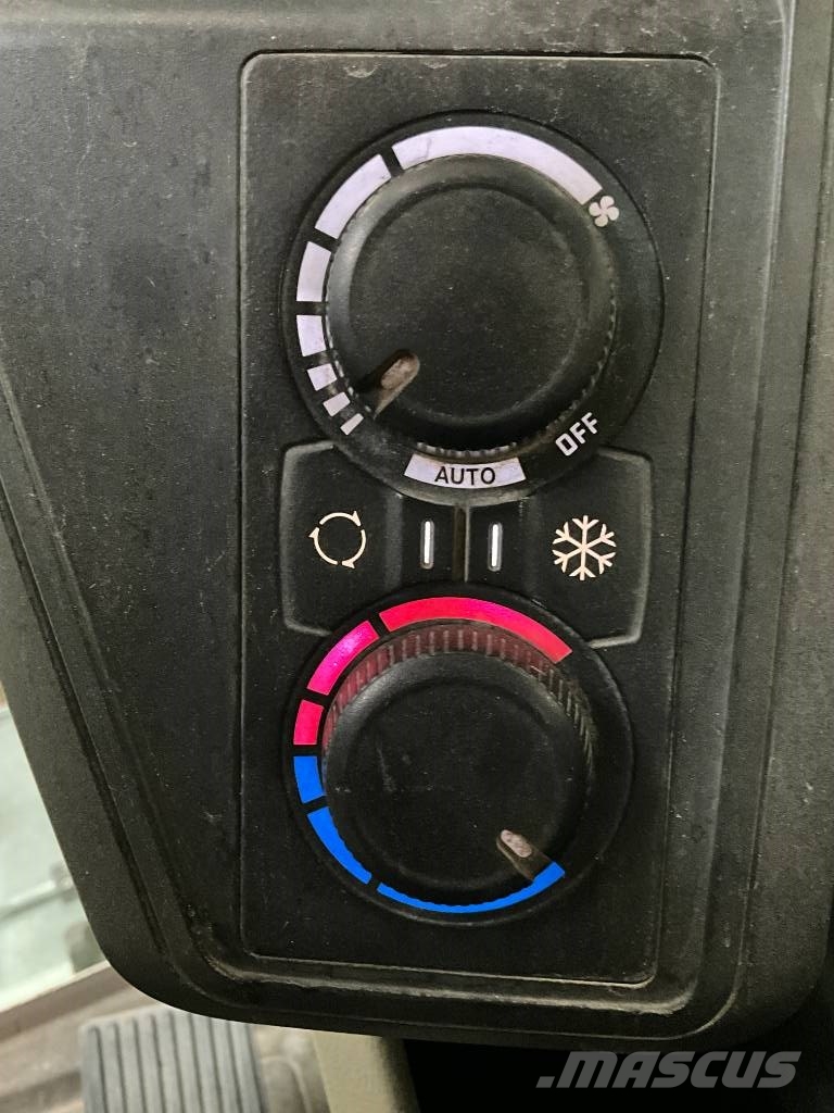 Neuson EW 65 휠 굴삭기