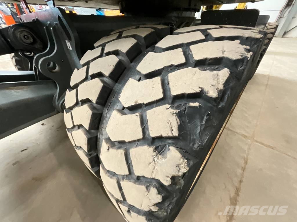 Neuson EW 65 휠 굴삭기