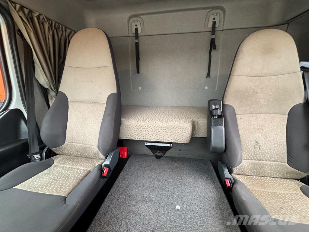 Renault Midlum 220 4x2 BOX L=4287 mm Furgons