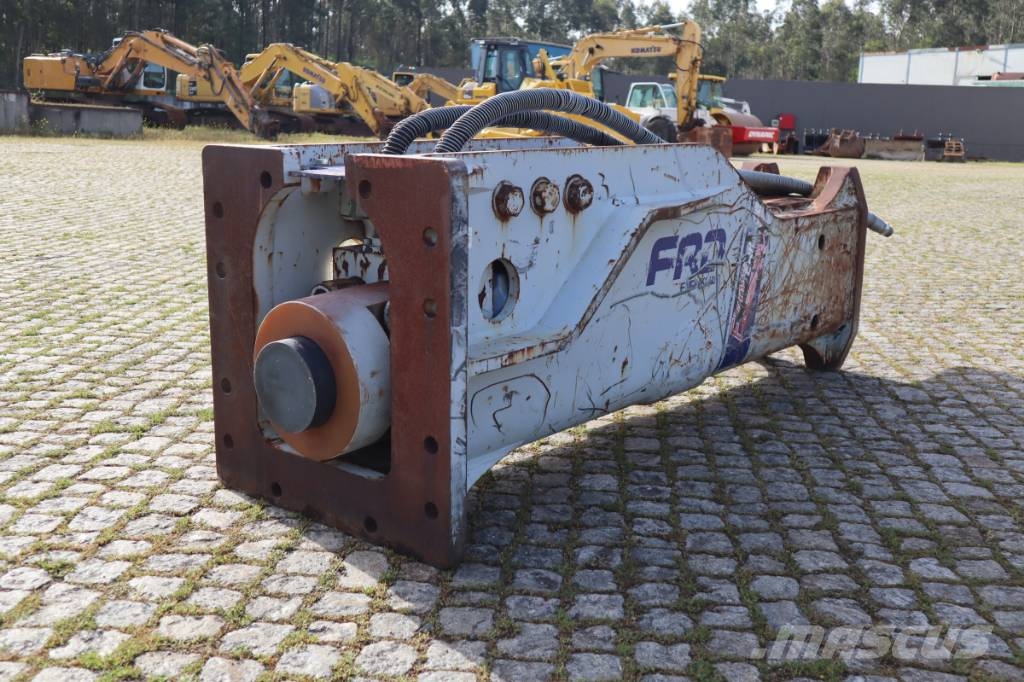 Furukawa F70 XP 4315 kg 45–70 t Σφυριά / Σπαστήρες