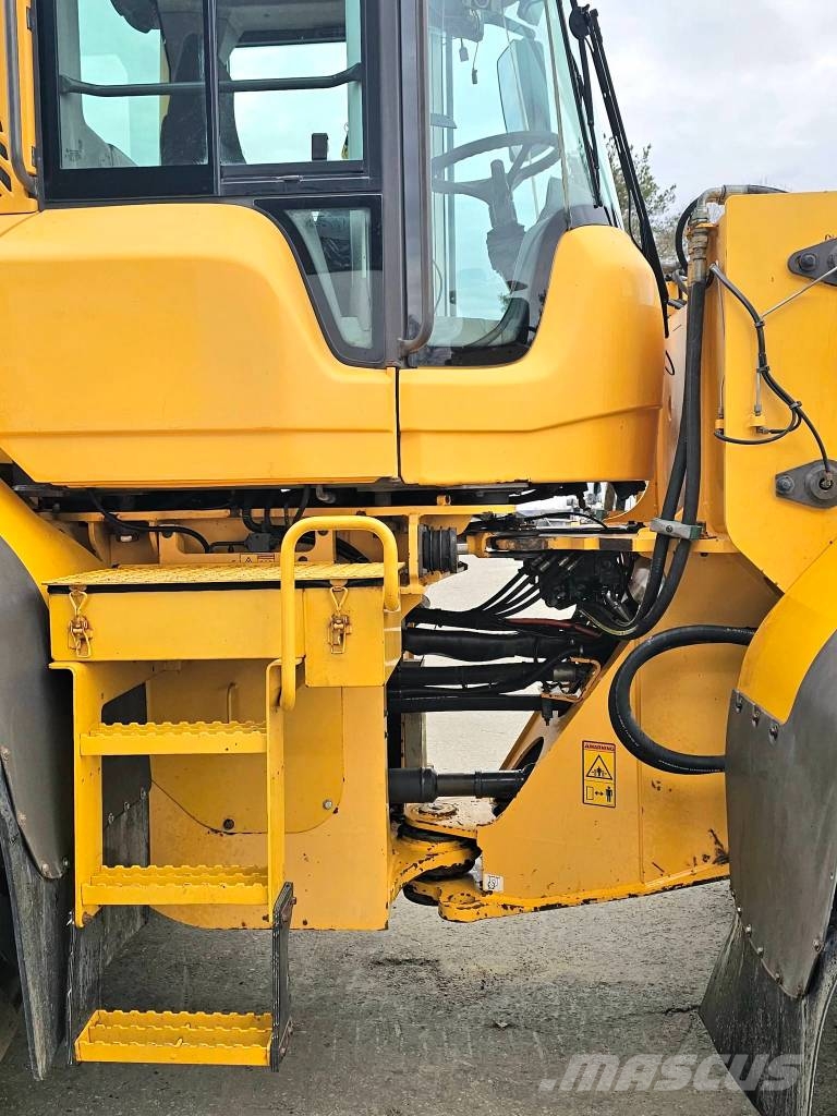 Volvo L 120 F Hjullastere