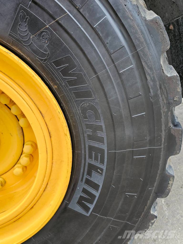 Volvo L 120 F Hjullastere