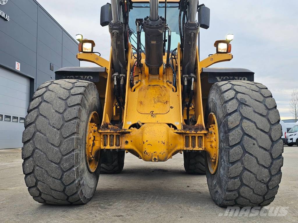Volvo L 120 F Hjullastere