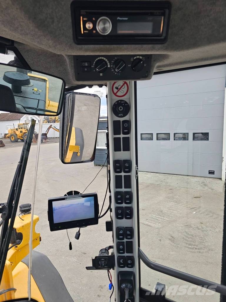 Volvo L 120 F Hjullastere