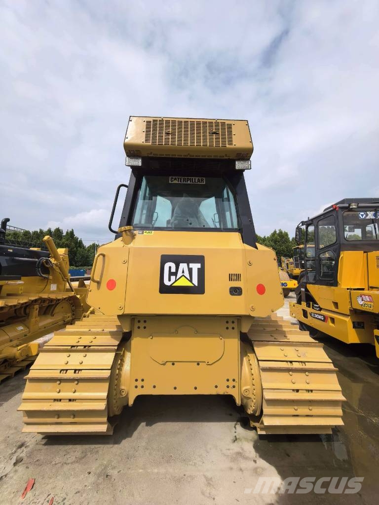 CAT D 5 K Kāpurķēžu buldozeri