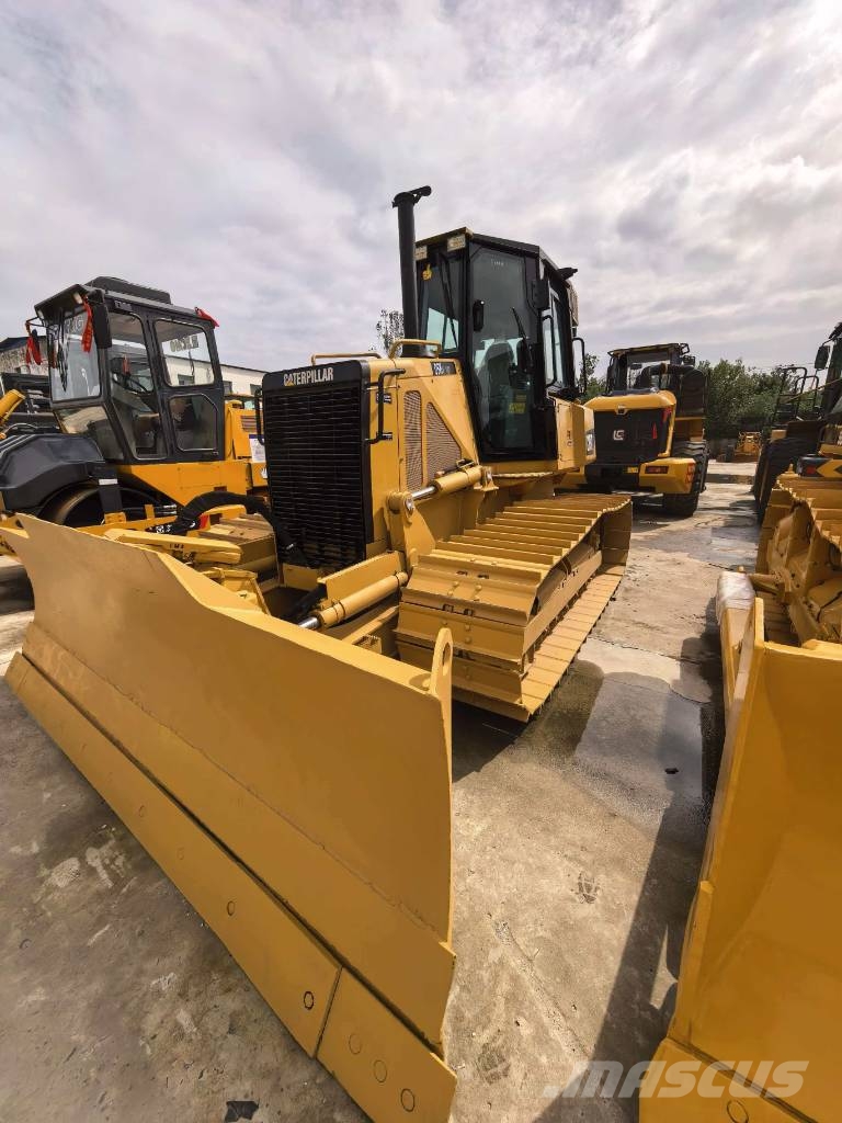 CAT D 5 K Kāpurķēžu buldozeri