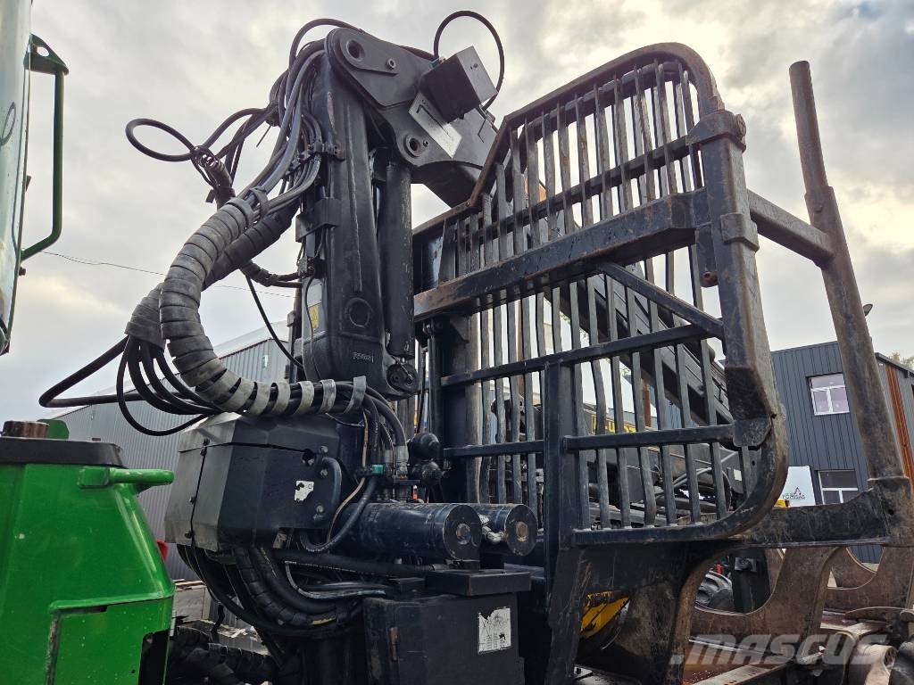 John Deere 1210 E Forvarderi