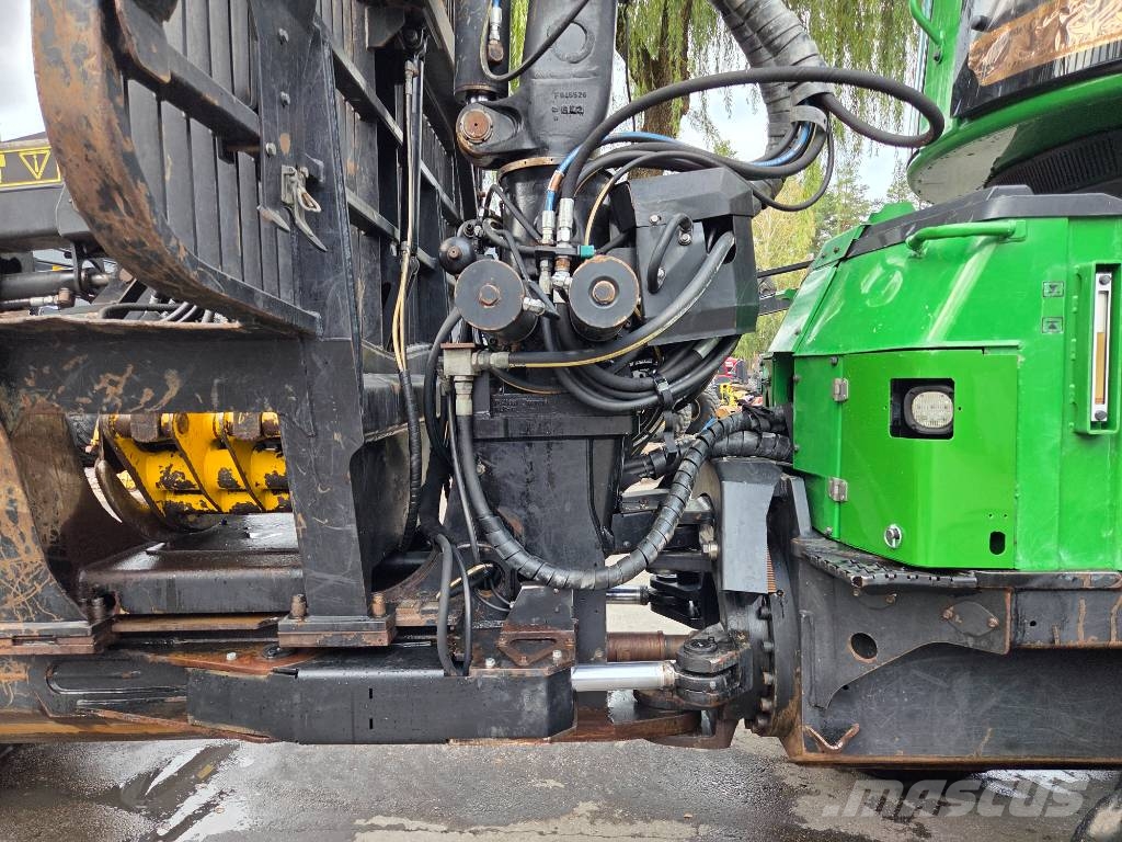 John Deere 1210 E Forvarderi