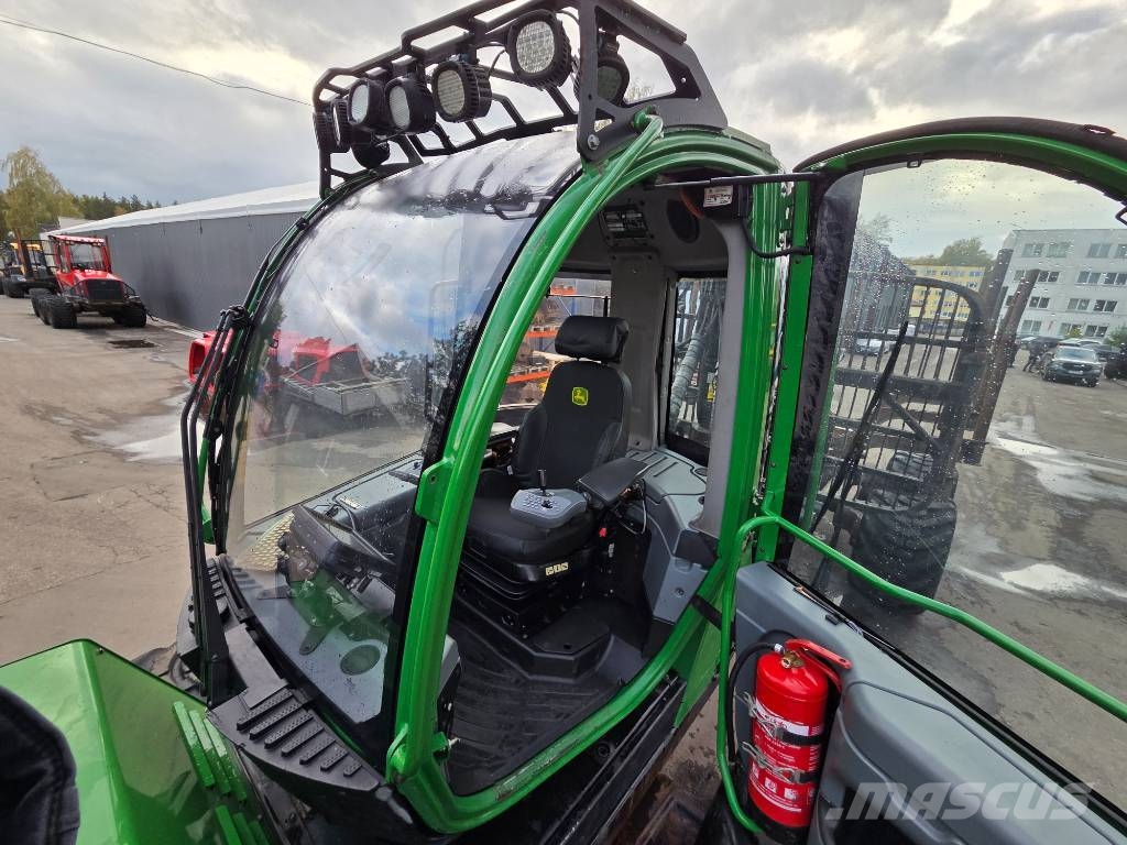 John Deere 1210 E Forvarderi