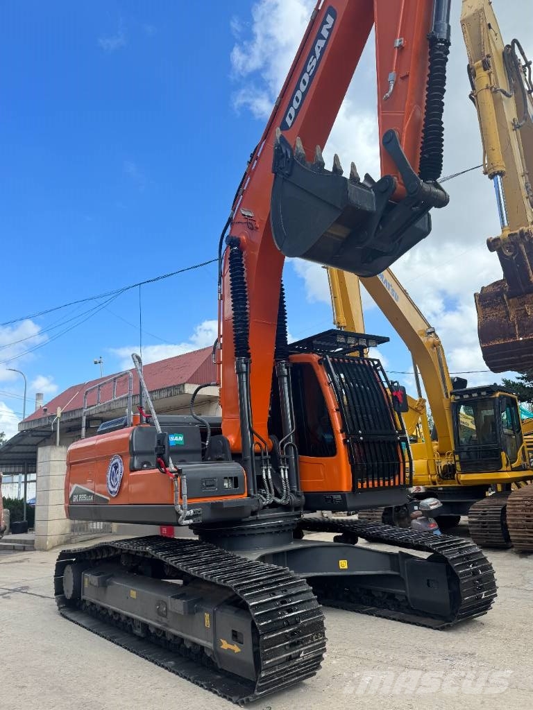 Doosan DX225LC-9C Midigraafmachines 7t - 12t
