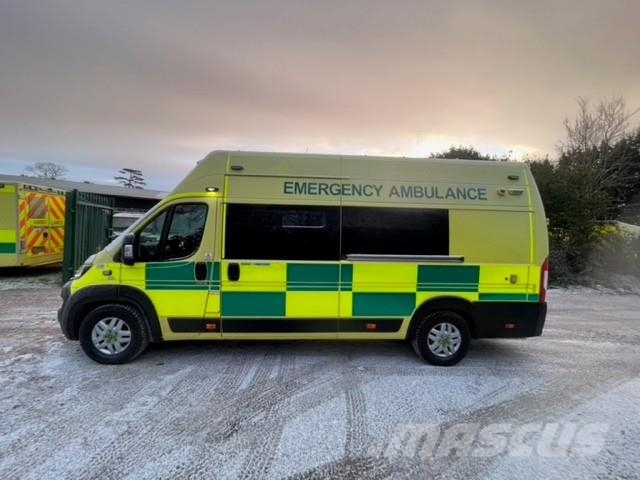 Fiat Ducato A&E Fiat Ducato A&E Vehicle with Stryker Pr Ambulancias