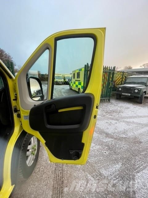 Fiat Ducato A&E Fiat Ducato A&E Vehicle with Stryker Pr Ambulancias