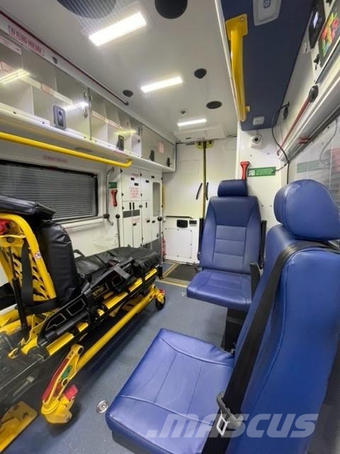 Fiat Ducato A&E Fiat Ducato A&E Vehicle with Stryker Pr Ambulancias