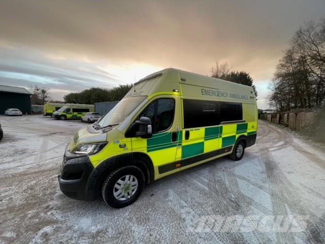 Fiat Ducato A&E Fiat Ducato A&E Vehicle with Stryker Pr Ambulancias