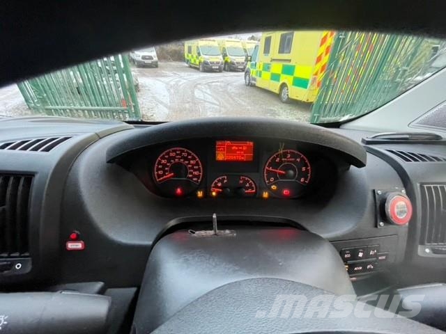 Fiat Ducato A&E Fiat Ducato A&E Vehicle with Stryker Pr Ambulancias