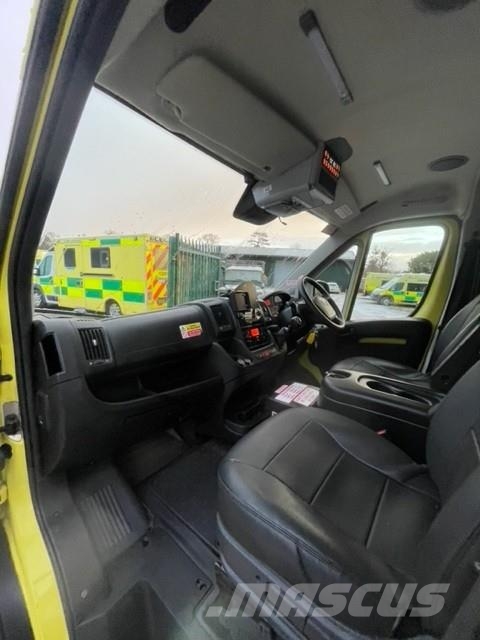Fiat Ducato A&E Fiat Ducato A&E Vehicle with Stryker Pr Ambulancias