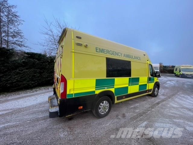 Fiat Ducato A&E Fiat Ducato A&E Vehicle with Stryker Pr Ambulancias