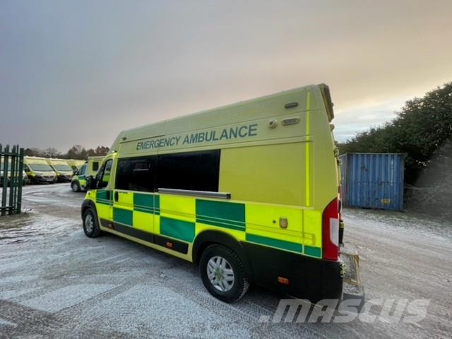 Fiat Ducato A&E Fiat Ducato A&E Vehicle with Stryker Pr Ambulancias