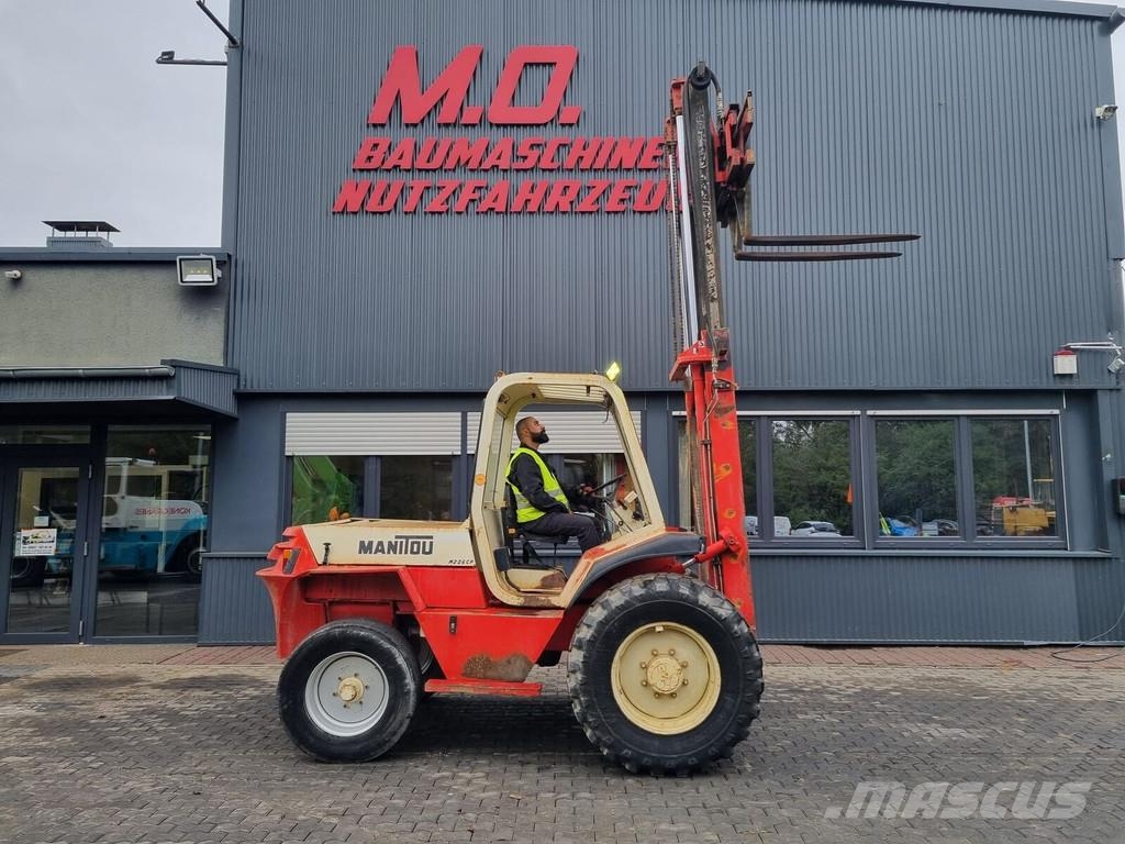 Manitou M 226 CP 越野車