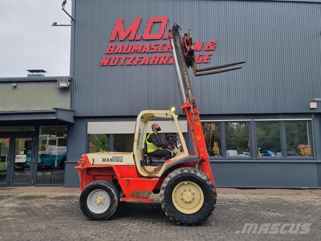 Manitou M 226 CP 越野車