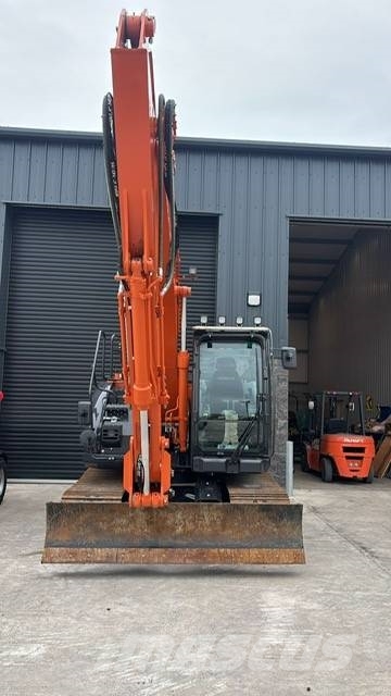 Hitachi ZX 135 US - 7B , Begagnad SÄLJES 履带挖掘机