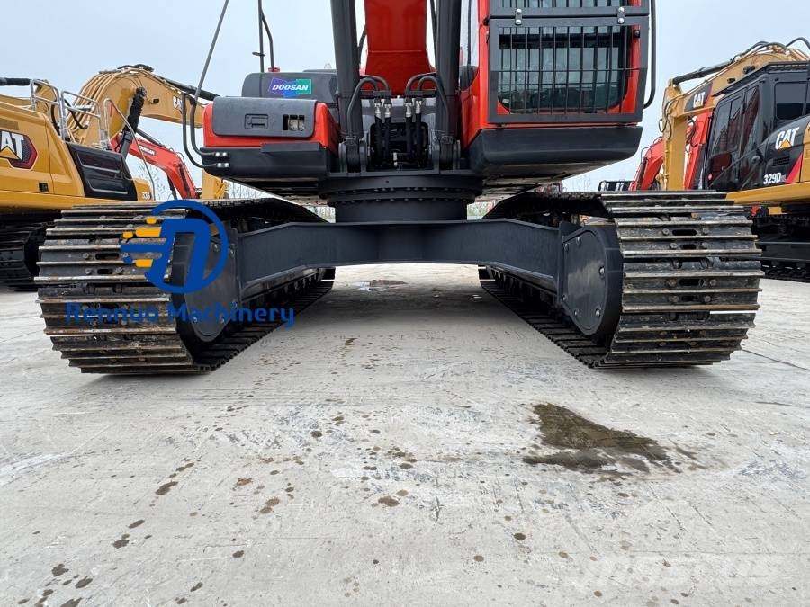 Doosan DX 300LC-9C Excavadoras sobre orugas