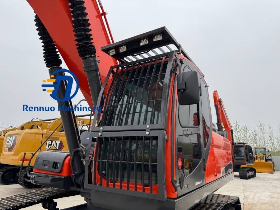 Doosan DX 300LC-9C Excavadoras sobre orugas