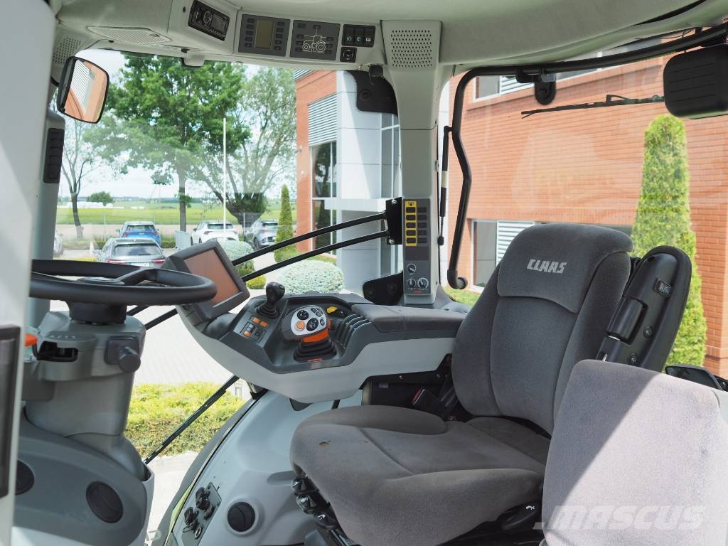 CLAAS Axion 870 CMATIC Tractores